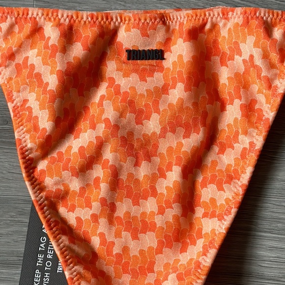 Triangl Swimsuit set with bag. - Picture 4 of 12